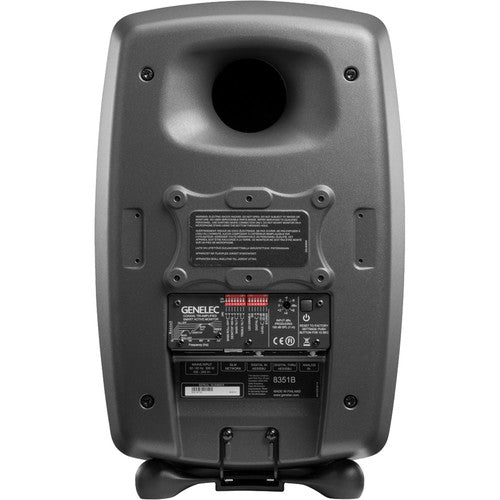 GENELEC 8351B Monitor coaxial activo de 3 vías, EL más grande de la serie The Ones, ideal para estudios de campo medio. Ofrece SPL masivo y extensión de graves 32 Hz, manteniendo la neutralidad y precisión. Incluye SAM™ con GLM para calibración perfecta