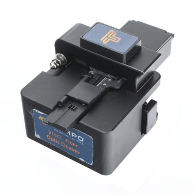 Fusionadora de Fibra Óptica de Alineación Activa por Revestimiento con 4 Motores con Perdida Típica (SM); 0.02 dB (MM); 0.04 dB) con Pantalla Touch / Capacitación básica virtual gratuita