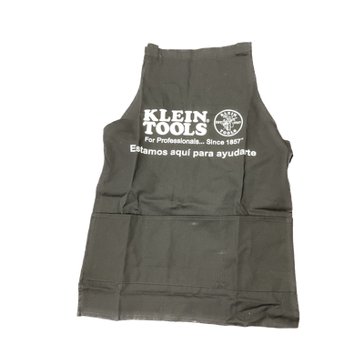 Mandil de Lienzo para Parrillero Experto. Color Negro y Grabados en Blanco