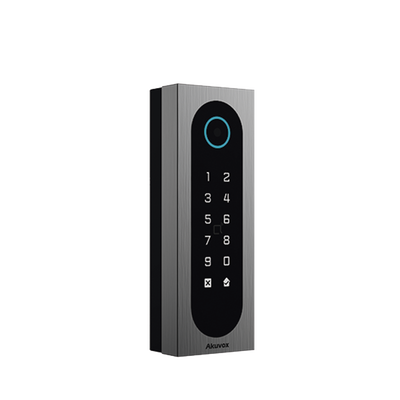 Control de Acceso Slim Akuvox A08S / Aluminio y Vidrio Templado / IP65 & IK09 / Capacidad para 20,000 Tarjetas / Métodos de Acceso Multi (QR, Bluetooth, PIN, RFID) / Soporta Wiegand / 1 Salida de Relay