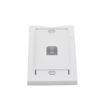 Placa de Pared Vertical Ejecutiva, Salida Para 1 Puerto Mini-Com, Con Espacios Para Etiquetas, Color Blanco