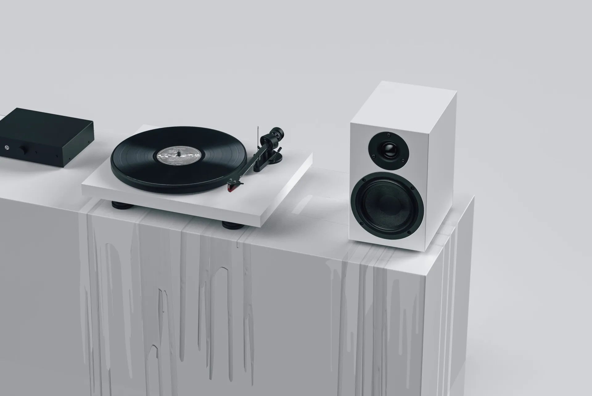 Pro-Ject Colourful Audio System 2: El sistema HiFi All-In-One definitivo. Sonido True Analog con tornamesa Debut EVO 2, amplificador MaiA S3 y altavoces Premium. Calidad audiófila, diseño minimalista y conectividad Bluetooth. ¡Vinilo en estado puro!