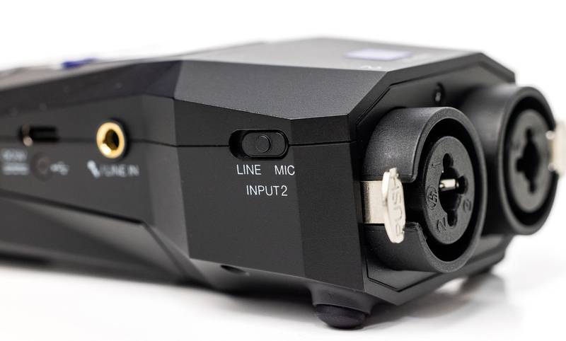ZOOM H1-XLR Grabadora Portátil de Audio 32-bit Float con Entradas Combo XLR/TRS | Interfaz de Audio USB-C para Podcast y Video, Pantalla OLED y Grabación sin Distorsión | Soporta SD de 1TB, Alimentación Phantom y Audio de Alta Resolución Pro ZH1XLR