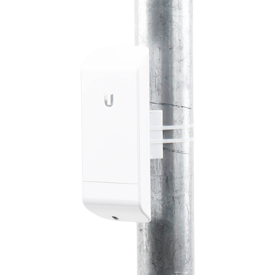 NanoStation airMAX locoM5 CPE, hasta 150 Mbps, frecuencia 5 GHz (5170-5875 MHz) con antena integrada de 13 dBi