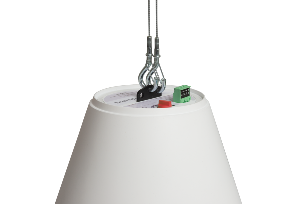 BIAMP Desono P30DT-BL Altavoz colgante negro de 4,25 pulgadas, de 2 vías, de 70 V/100 V o 16 ohmios de baja impedancia. 50W continuos, 200W pico 1 PIEZA