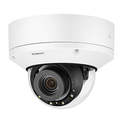 Cámara Domo 4K con IA, Antivandalica / Lente Motorizado de 4.5 a 10mm / P-Iris, WDR 120dB / Ranura SD / Protección IP52 e IK10