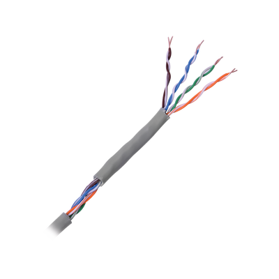 Cable Cat5e de alto rendimiento, con certificaciones ETL, UL, color gris, de 100 m ( 328 ft ) para aplicaciones en CCTV, redes de datos. Uso interior.