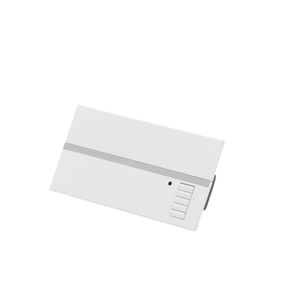 Grafik Eye Qs Unidad de control para 6 zonas. control de múltiples grupos de luminarias o cortinas. Integrelo con un RRMAIN o independiente.