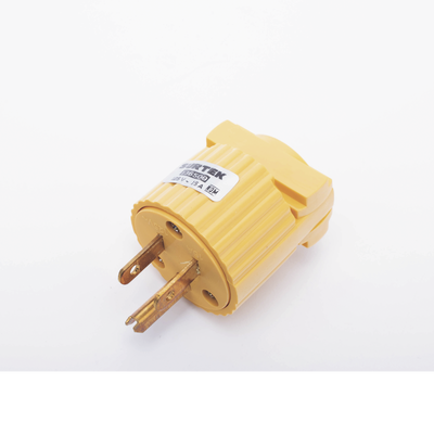 Clavija con Abrazadera Plástica Aterrizada / 127 V CA 15 A Max. / Fabricada en Plastico ABS.