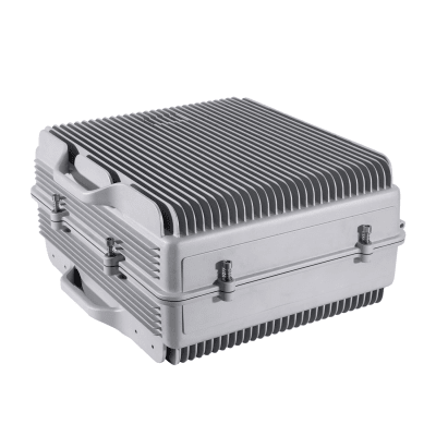 COBERTURA DE HASTA 5 km / Amplificador de Señal Celular / Banda 5, 1900 MHz. / 20 Watts de Potencia / Banda Ancha Multioperador / Protección Autoexcitación / Monitoreo USB / Gabinete IP65.