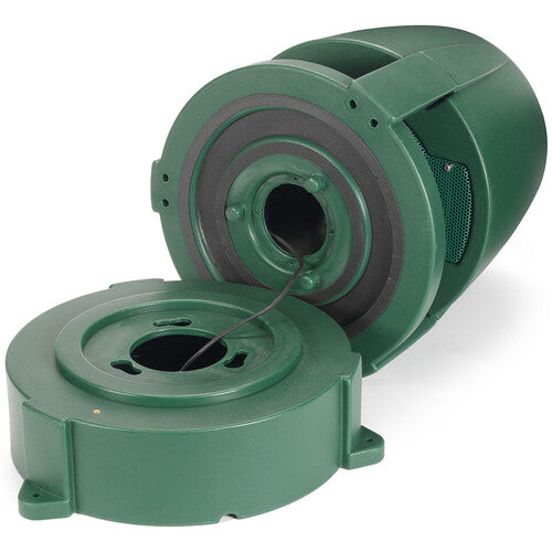 Vista detallada del gabinete texturizado y rejilla del subwoofer para exteriores JBL Control 89MS resistente a la intemperie.