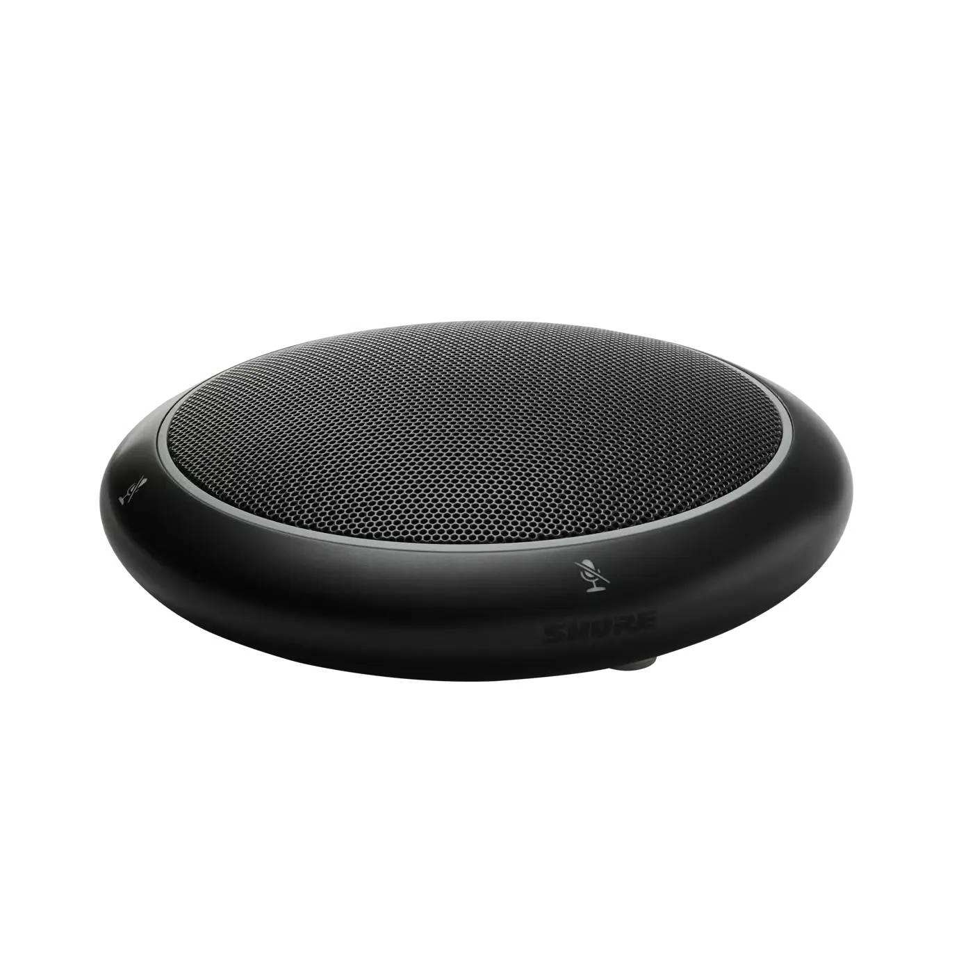 Vista lateral en perspectiva del micrófono Shure MXA320 negro. Muestra el perfil bajo y elegante del dispositivo sobre una mesa de conferencias, destacando su diseño discreto y moderno.