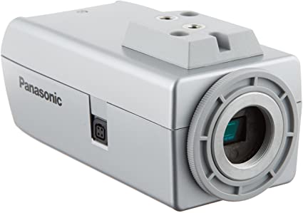 OUTLET-WV-CP284 PANASONIC PRODUCTO NUEVO INVENTARIO REZAGADO Cámara en color de alta resolución de 1/3, 540 líneas " función día / noche.