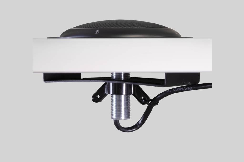 SHURE A310AL-FM Accesorio que permite asegurar el micrófono MXA310 a la superficie. COLOR ALUMINIO