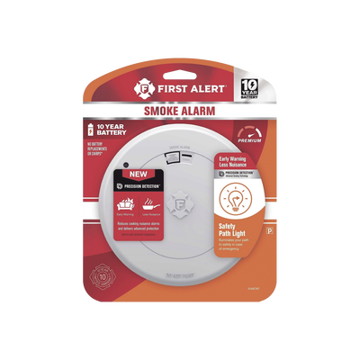 Alarma de Humo First Alert SM210L / Sensor Fotoelectrico / Batería de Litio Sellada de 10 Años / Luz de Seguridad / Rango de Temperatura 4.4°C a 37.8°C/ Cumple UL217, CSFM, NFPA 72, NFPA 101, ICC