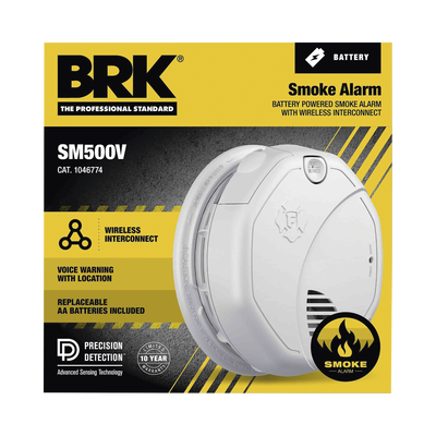 Alarma de Humo con Interconexión Inalámbrica / Advertencia de Voz con Ubicación / Sensor Fotoeléctrico / Baterías AA Reemplazables / 85 dB a 10 pies / Rango de Temperatura 4.4°C a 37.8°C / Cumple UL217
