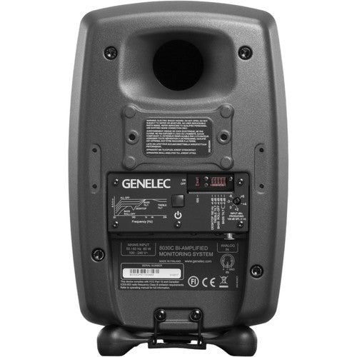GENELEC 8030CP Monitor activo woofer 5", tweeter ¾", 100W Clase D, SPL máx. 104 dB, respuesta 47 Hz–25 kHz, entrada XLR balanceada, tecnología DCW™ y MDE™, soporte Iso-Pod™, ideal para estudios y espacios multimedia exigentes 1 PIEZA