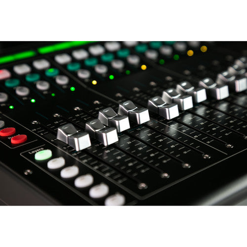 ALLEN & HEATH SQ-5 de 16 Entradas Mono (XLR) expandibles a 48 entradas, 16+1 faders motorizados, 16 preamplificadores de micrófono, Pantalla táctil capacitiva de 7" Interfaz de audio USB 32 x 32 Salida AES 12 mezclas estéreo + LR