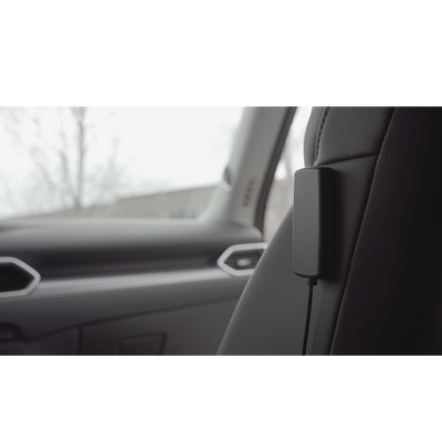 Antena 4G Slim de bajo perfil. Soporta las bandas de frecuencia Celular; 700, 850, 1700, 1900, 2100, 2500, 2600 y 2700 MHz | Hasta 3.4 dBi de ganancia.