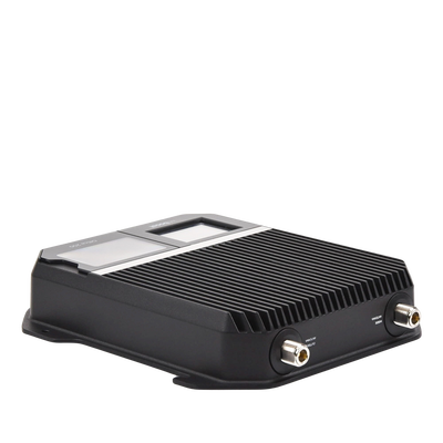 Amplificador Office 200 para 4G, 3G, 2G y llamada VoLTE y convencional. Especial para personalizarlo con antenas, cables y accesorios de acuerdo al requerimiento de la instalación. Puede cubrir áreas de hasta 4300 Metros Cuadrados
