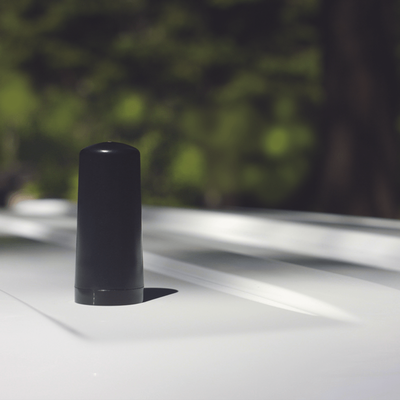 KIT Amplificador de Señal Celular 4G LTE, 3G y VOZ. Drive Reach Fleet. Especial para flota de vehículos que requieren un amplificador permanente. Policía, reparto, servicio, gubernamentales, etc.