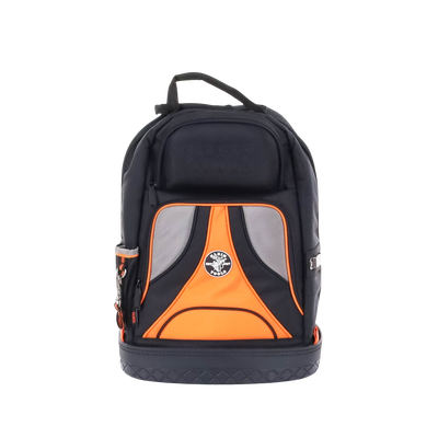 Mochila para herramientas Tradesman Pro™ de 36,8 cm en color negro con 39 bolsillos (No incluye herramientas).