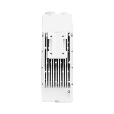 Radio de Backhaul de alta capacidad hasta 1.2 Gbps, banda licenciada 11 GHz (10.7-11.7 GHz), no incluye duplexers