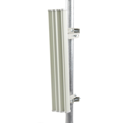 Antena sectorial para radio estaciones base airMAX de 90 grados de cobertura horizontal, 5 GHz (5.15-5.85 GHz) de 20 dBi