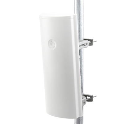 Antena sectorial ePMP 3000 de 90 grados, 17 dBi, 4.9-5.97 GHz, MU-MIMO 4x4, incluye kit de montaje para EPMP3K