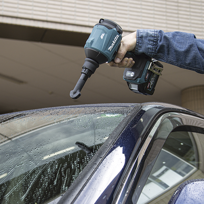 Pistola de Soplado de Alta Potencia de 40 VMáx.  Incluye: Bolsa para transporte, 5 boquillas, cargador DC40RC y batería BL4020.