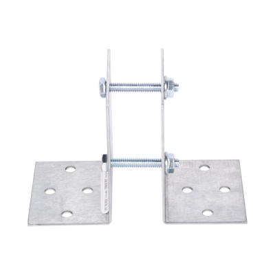 Base Multiposición para postes de paso o esquina en cercos electricos 100% Acero galvanizado.