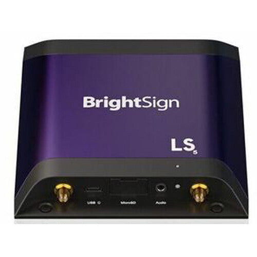 Vista detallada del panel de puertos traseros del BrightSign LS445, mostrando conexiones HDMI 2.0a, USB-C, Ethernet y audio de 3.5mm