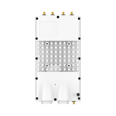 Estación base ePMP4600 MU-MIMO 4x4 / Wi-Fi 6e (802.11ax) / 5725 - 7125 MHz / hasta 120 suscriptores / hasta 4 Gbps