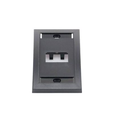 Placa de Pared Vertical Ejecutiva, Salida de 2 Puertos Mini-Com, Con Espacios Para Etiquetas, Color Negro