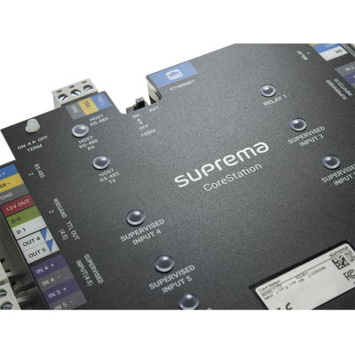 CoreStation Panel de Control de Acceso / Biometría Integrada / Compatible con Sistema de Elevadores / 200,000 Huellas  / 4 Puertas