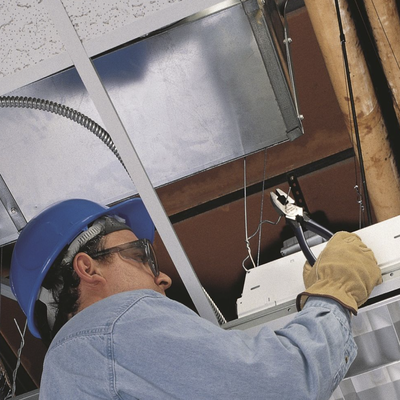 Pinzas de Corte Lateral y Alta Palanca, Punta tipo New England de 9 Pulgadas.