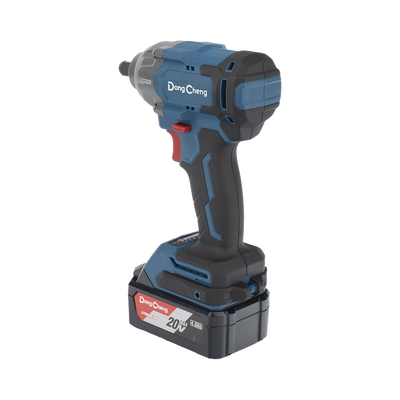 Llave de Impacto Inalámbrica de 20 V, incluye 2 Baterías de 4.0 AH, Cargador y Estuche plástico.