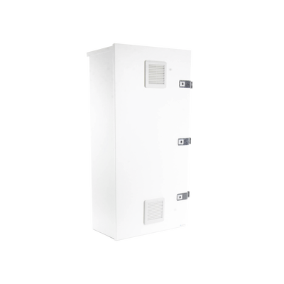 Gabinete para instalación de 3 Baterías PL110D12, Fabricado en Lámina Galvanizada, Accesorios para piso o poste (No incluidos)