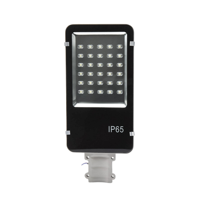 Luminaria LED 12/24 Vcc de 30 W para alumbrado público