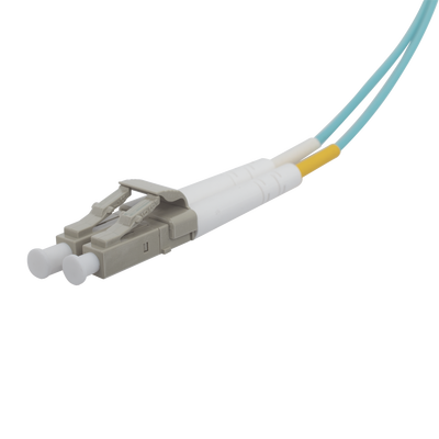 Jumper de Fibra Óptica Multimodo 50/125 XGLO OM3, LC-LC Duplex, OFNR, Color Aqua, 30 Metros