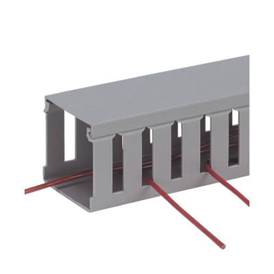 Canaleta Ranurada de PVC sin Tapa, Tipo G, 3.25 in de Ancho, 3.12 in de Alto y 1828.8 mm de Largo, Color Gris