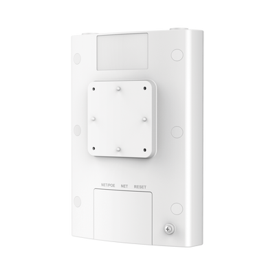 Punto de acceso para exterior Wi-Fi 802.11 ac 2.33 Gbps, Wave-2, MU-MIMO 4x4:4, de largo alcance con administración desde la nube gratuita o stand-alone.