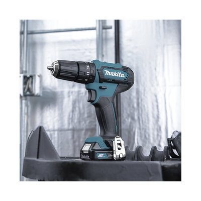 Taladro Combinado de 12Vcc, con tecnología CXT, (Incluye 2 Baterías y Cargador Rápido, Maletín plástico).