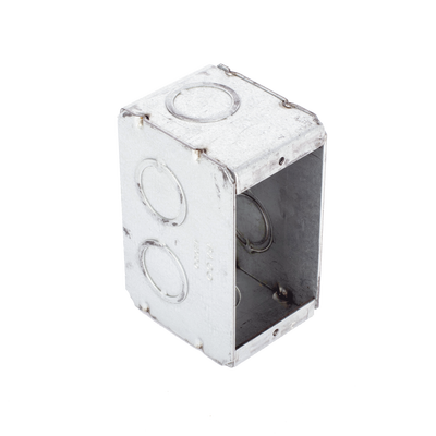 Caja (Chalupa )  Multigang de 1 Gang/ Profundidad de  2-1/2"/ 8 TKO (1/2" y 3/4").