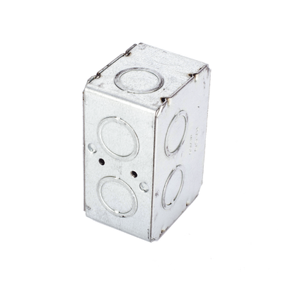 Caja (Chalupa )  Multigang de 1 Gang/ Profundidad de  2-1/2"/ 8 TKO (1/2" y 3/4").