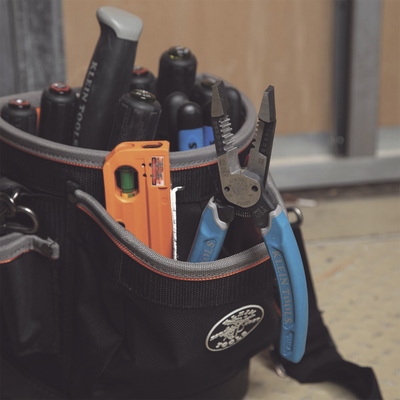 Pelacables con Corte por Cizalla para Cable Sólido 8-18 y Cable Trenzado 10-20 AWG.