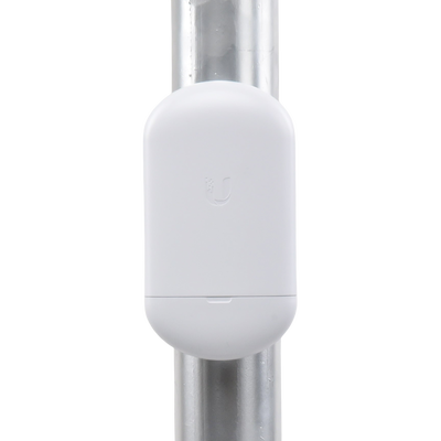 NanoStation airMAX Loco5AC CPE hasta 450 Mbps, 5 GHz (5150 - 5875 MHz), con antena integrada de 13 dBi, no incluye adaptador PoE