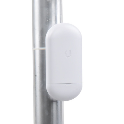 NanoStation airMAX Loco5AC CPE hasta 450 Mbps, 5 GHz (5150 - 5875 MHz), con antena integrada de 13 dBi, no incluye adaptador PoE