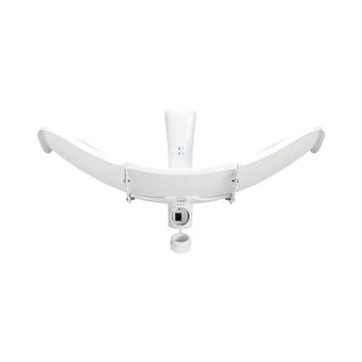 Cliente PtMP LTU™ Long Range, 5 GHz (4.8 - 6-2 GHz) con antena integrada de 26 dBi