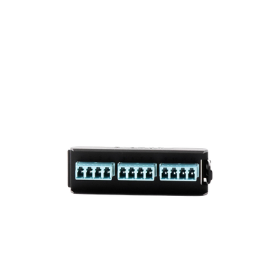 Placa Acopladora LightVerse, 6 Conectores Dúplex LC/UPC, Acepta hasta 12 fibras Multimodo OM3 y OM4  (No Shuttered)